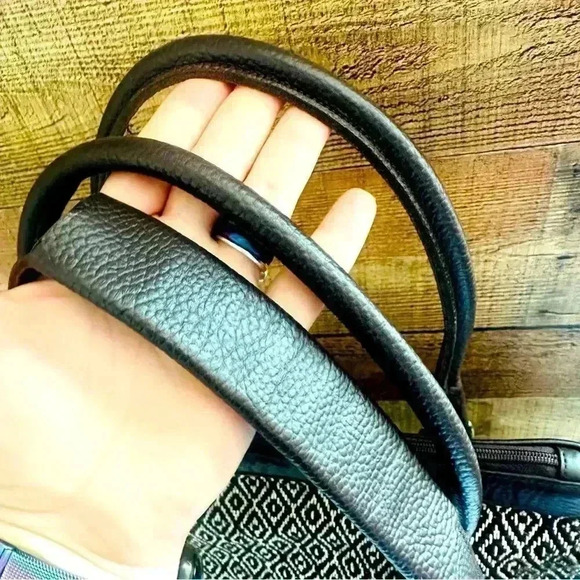 NWOT Huipil Guatemalan With Vegan Leather Bag - Picture 8 of 9